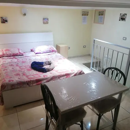 Apartment La Mansardina Neapel